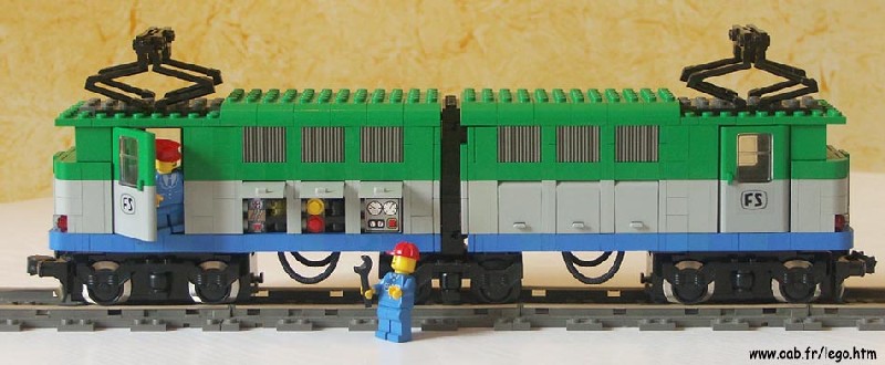 treno_lego.jpg