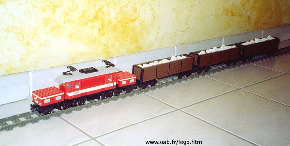 train_lego_crocodile_4551.jpg