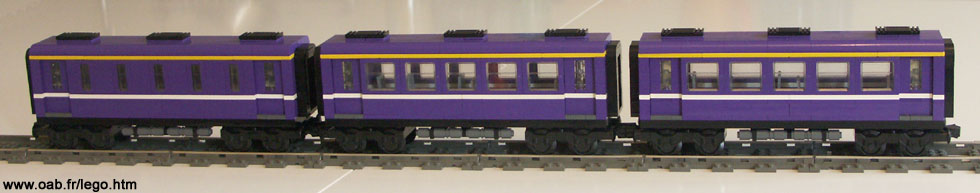 wagon-lego-dark-purple.jpg