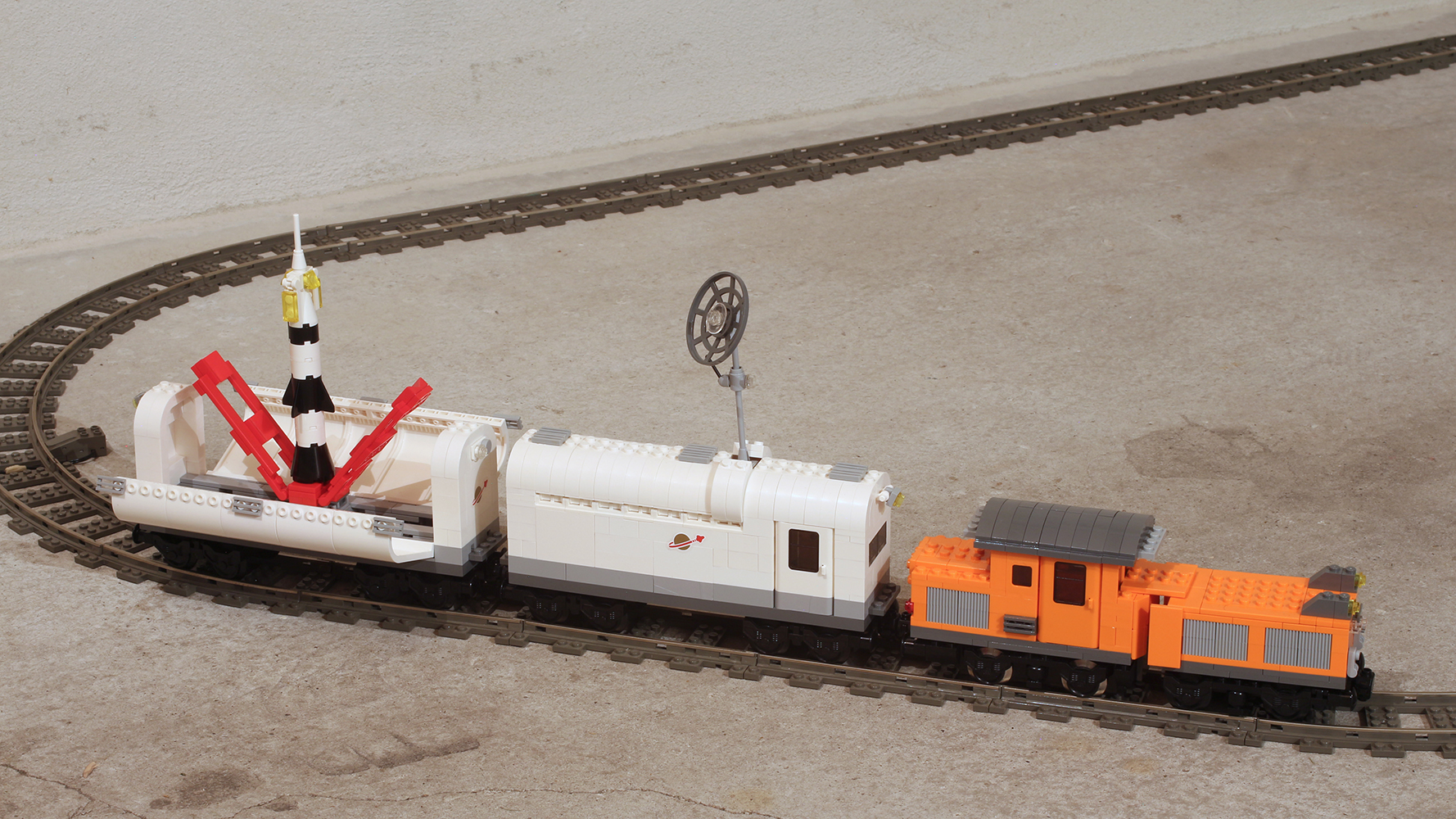 train-fusee-9-4.jpg