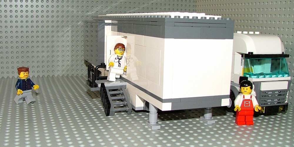 ct-trailer02.jpg