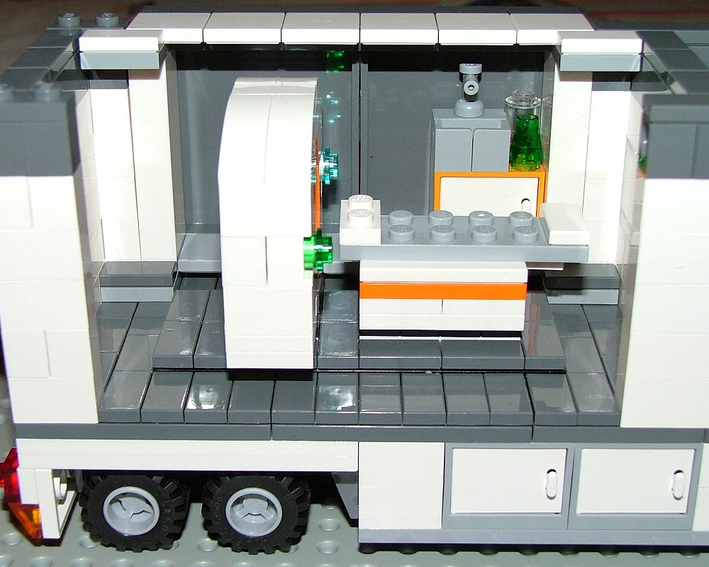 ct-trailer15.jpg