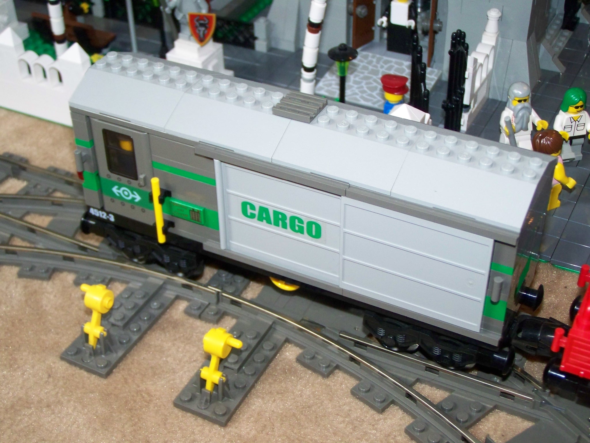 cargo-car_001.jpg