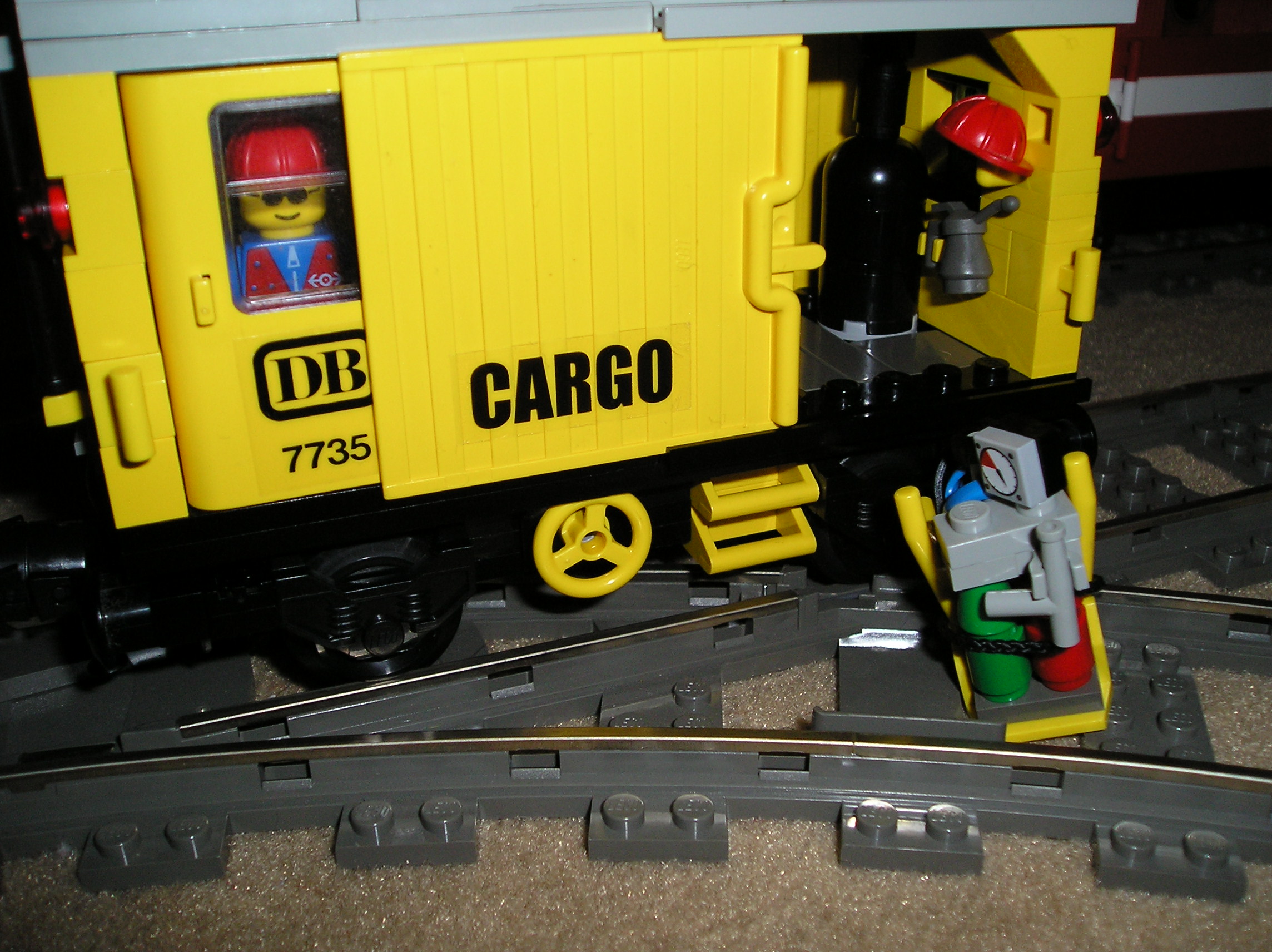 cargo-car_062.jpg