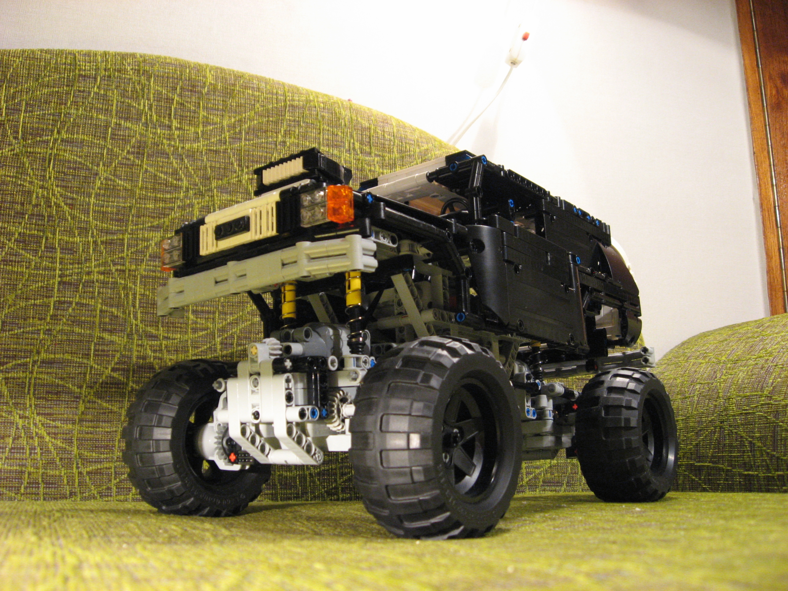 crawler_004.jpg