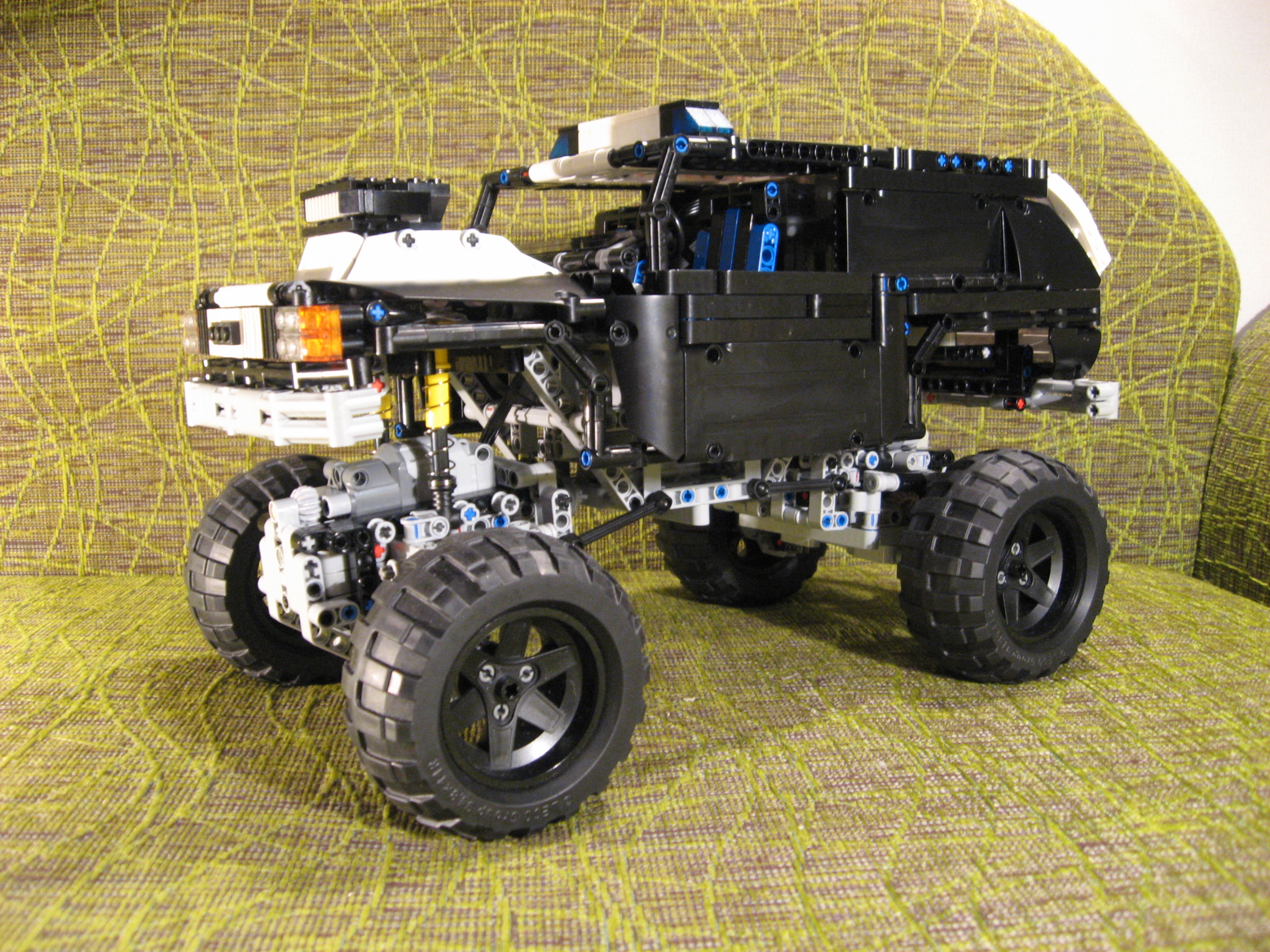 crawler_007.jpg