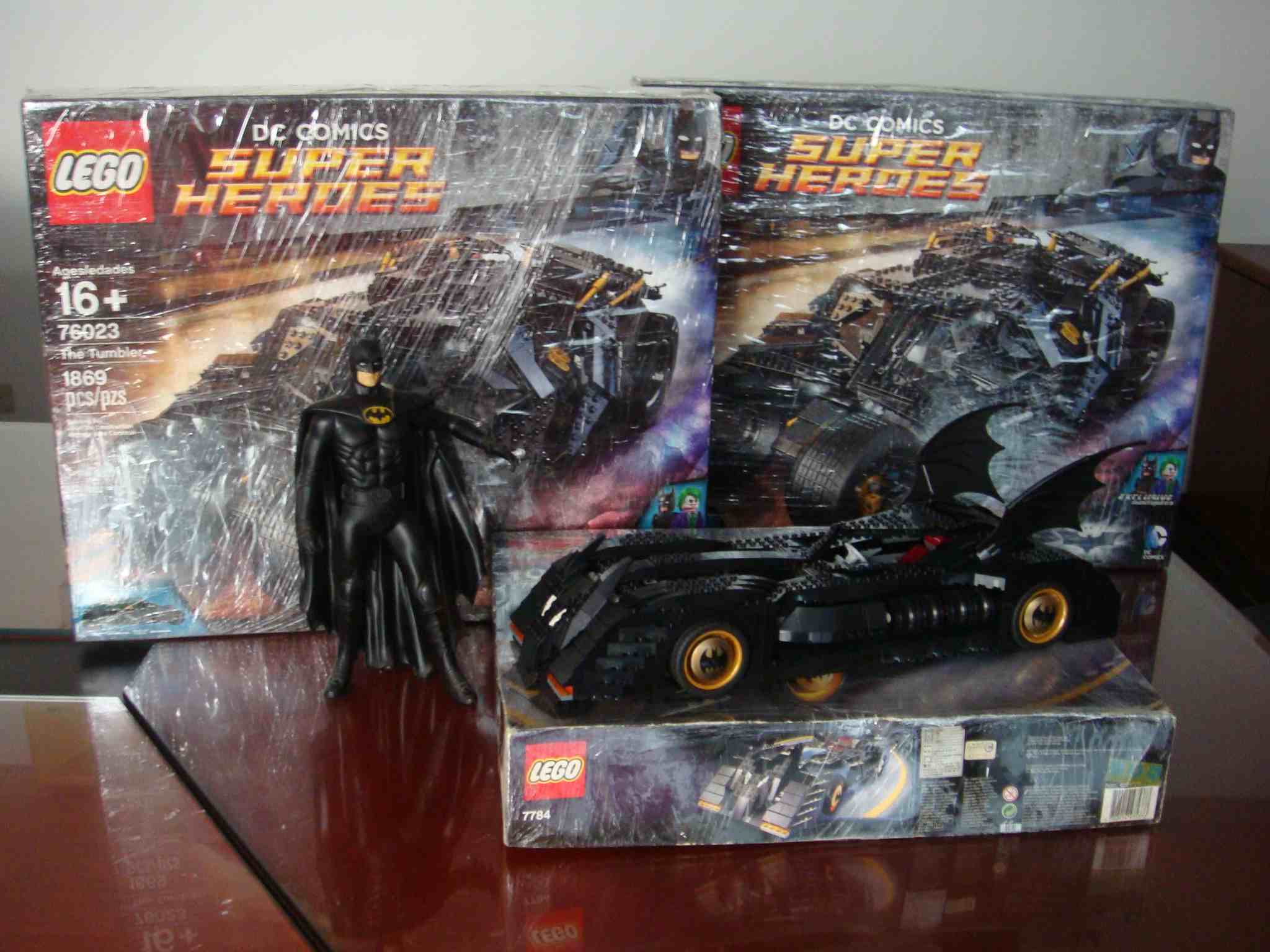 batman_ucc-office_201507270005.jpg