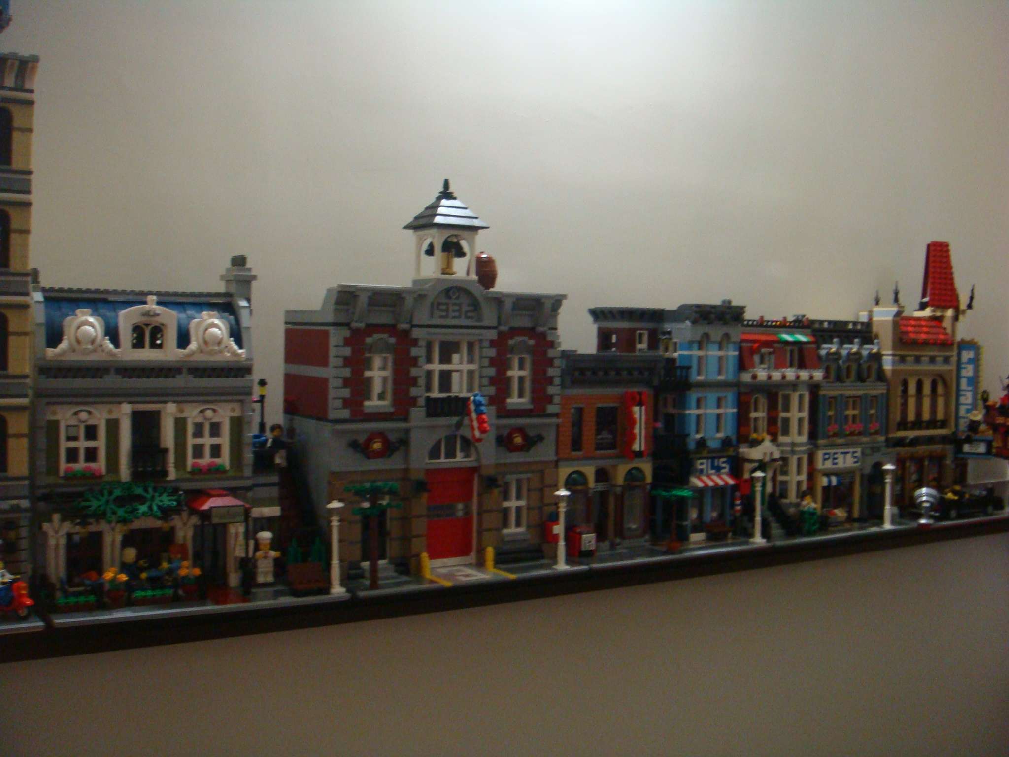 lego_ucc-office_201604040001.jpg