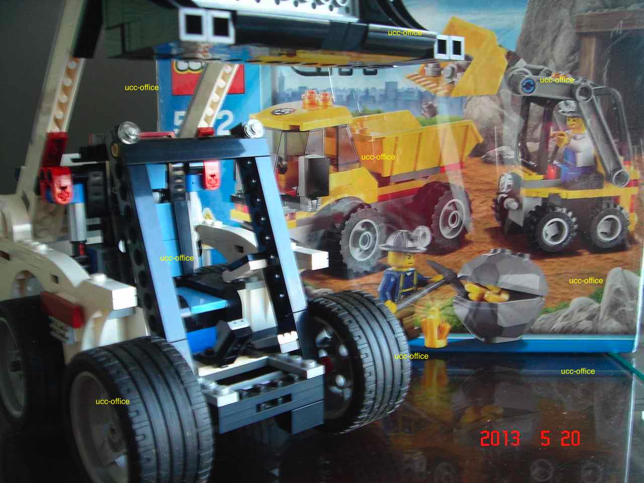 lego_4993_ucc-office_20130520002.jpg