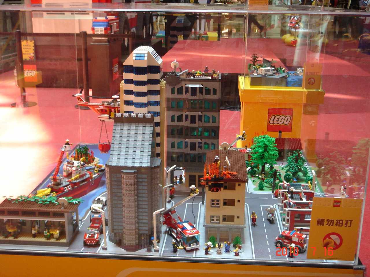 lego_show-4.jpg