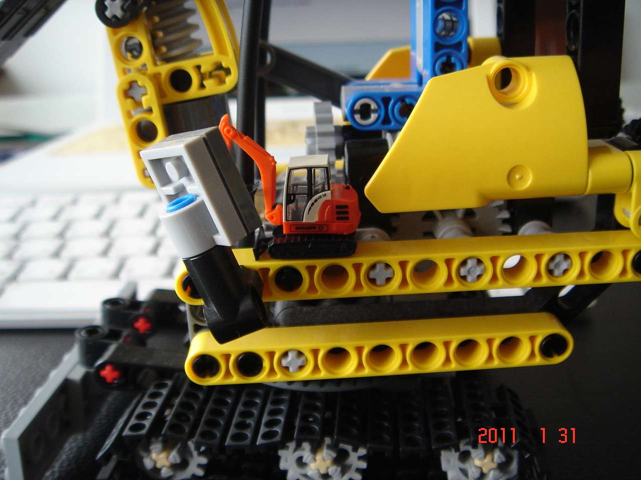 excavator-5.jpg