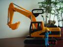 excavator_ucc-office_0616002.jpg
