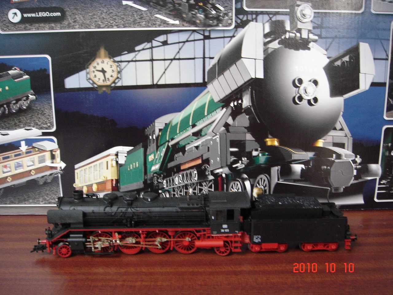 lego_10194-2.jpg