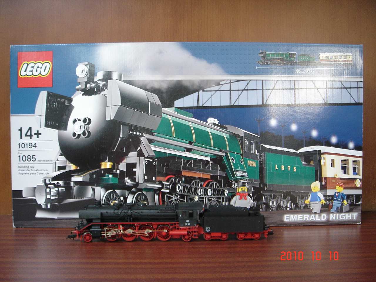 lego_10194.jpg