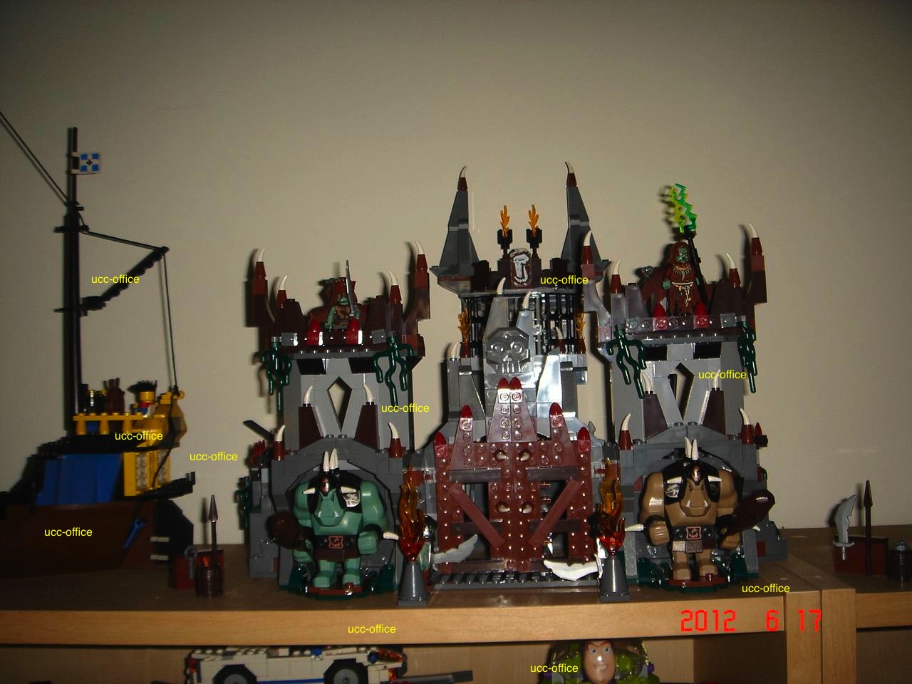 lego_7097_ucc-office_0617001.jpg