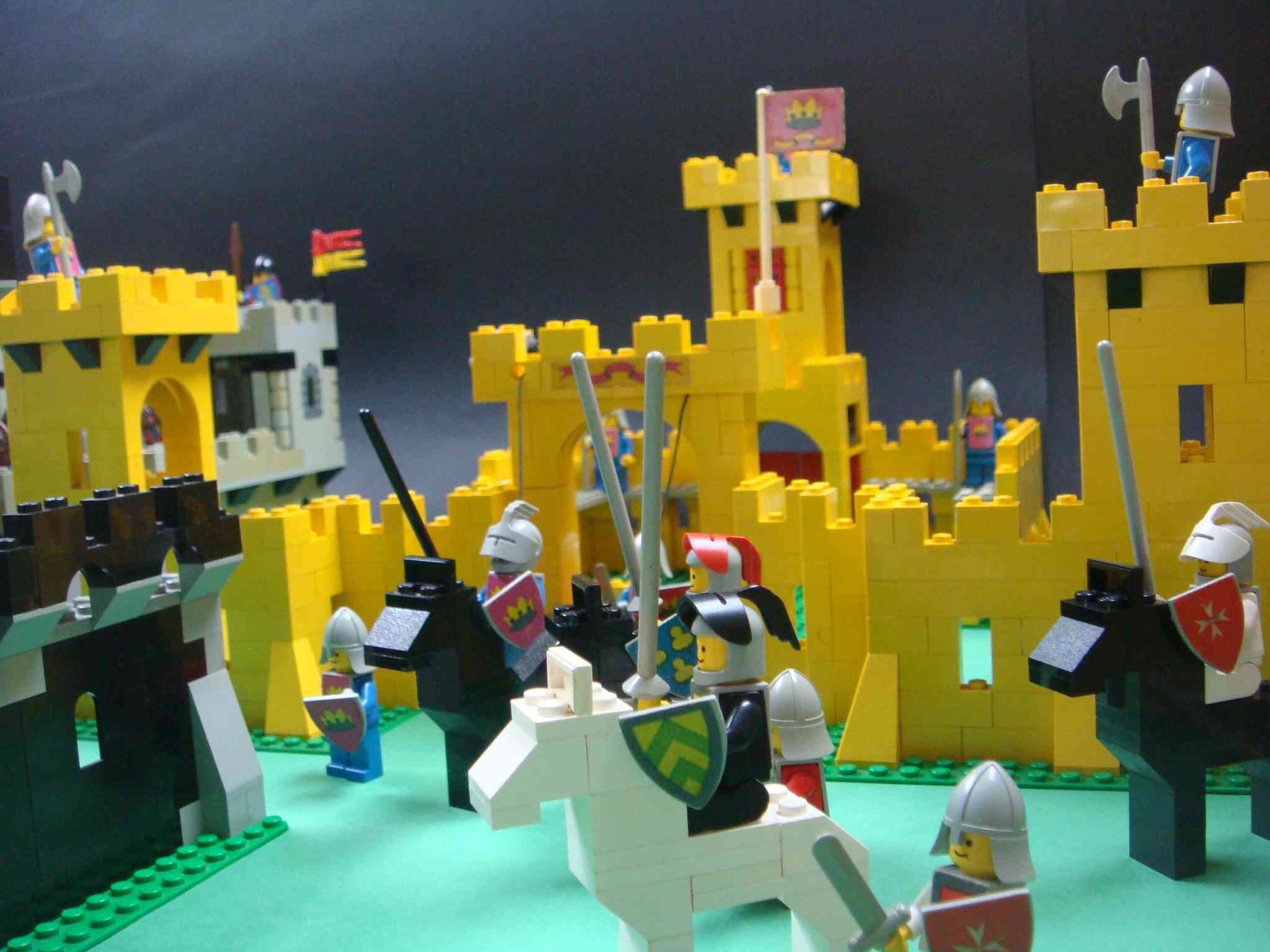lego_castle_ucc-office_201511270008.jpg