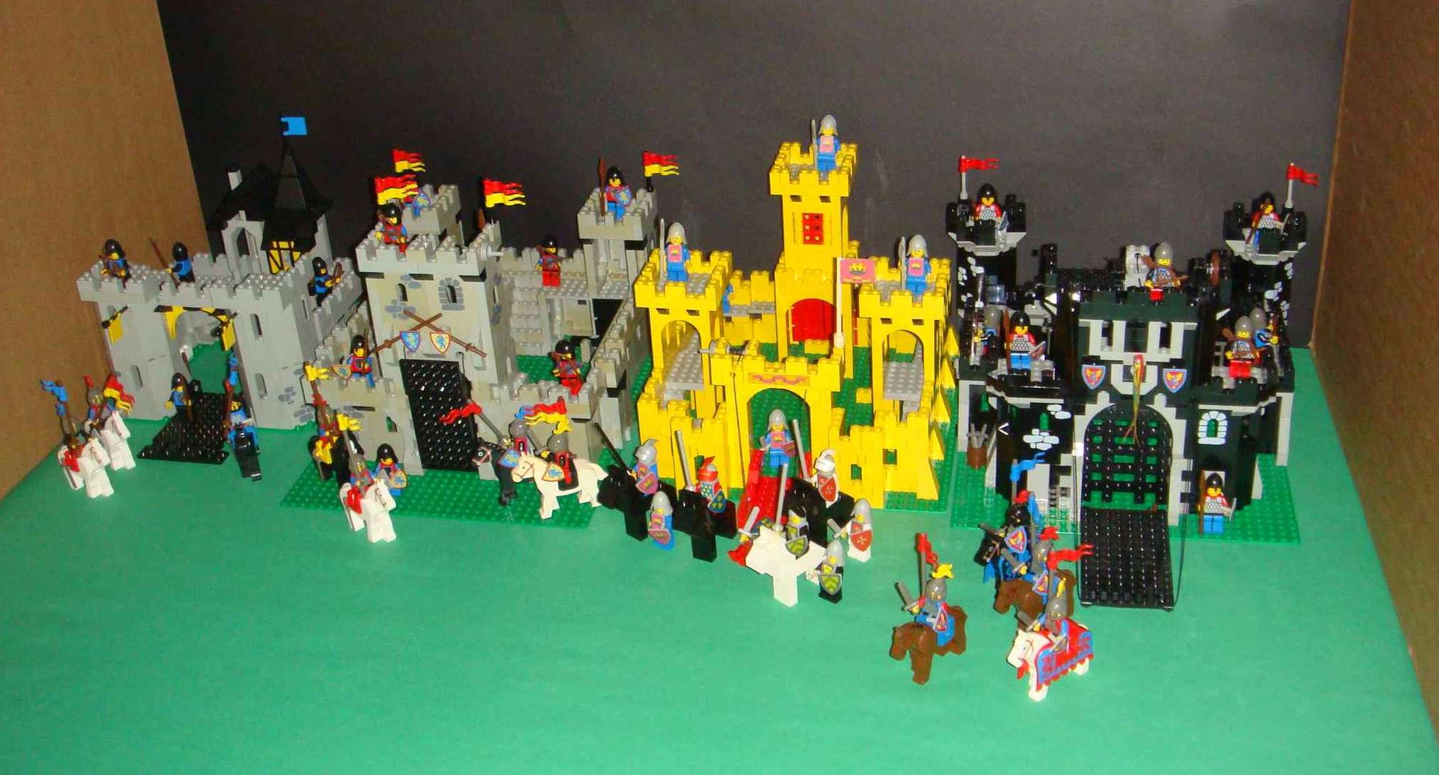 lego_castle_ucc-office_201511270013.jpg