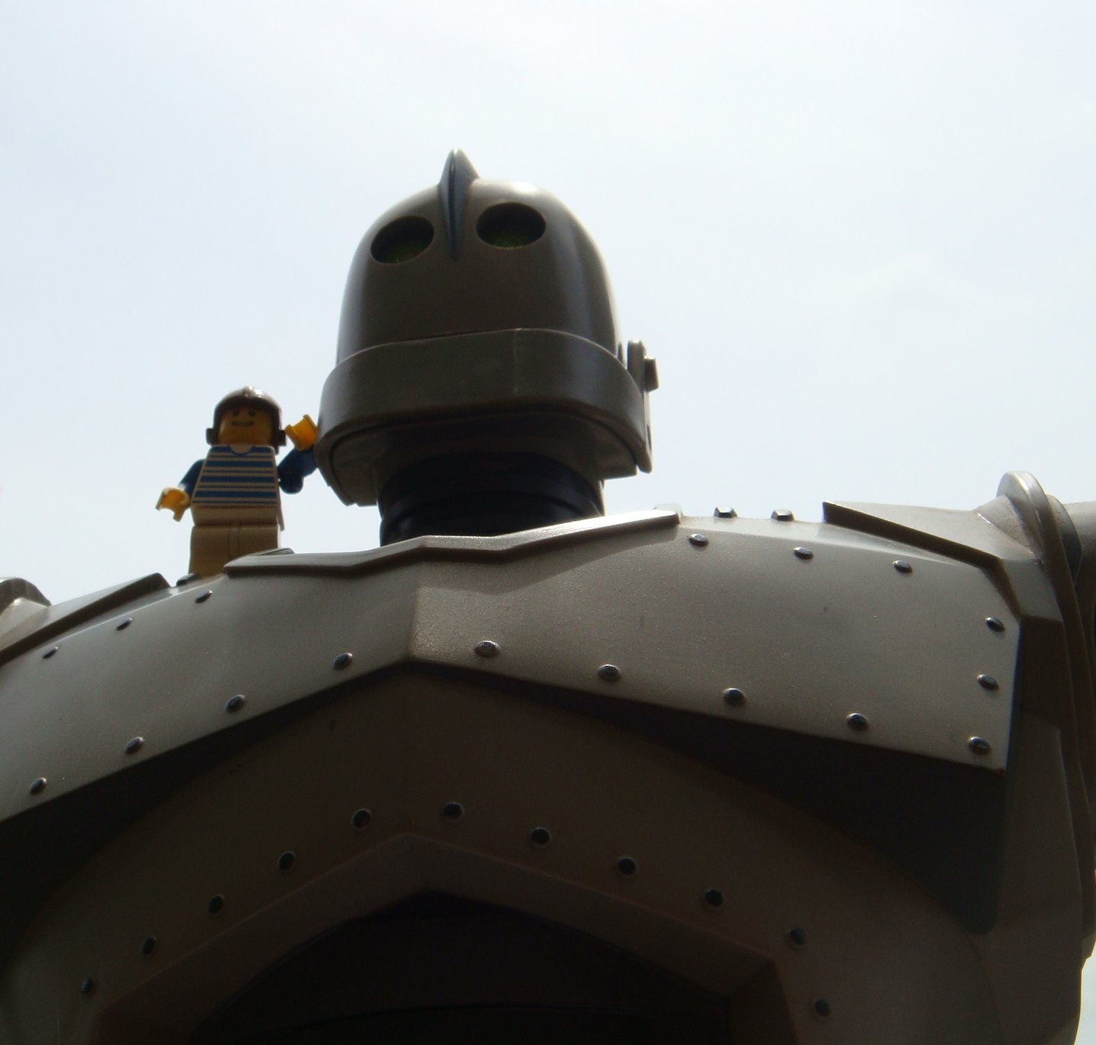 irongiant201504010005.jpg