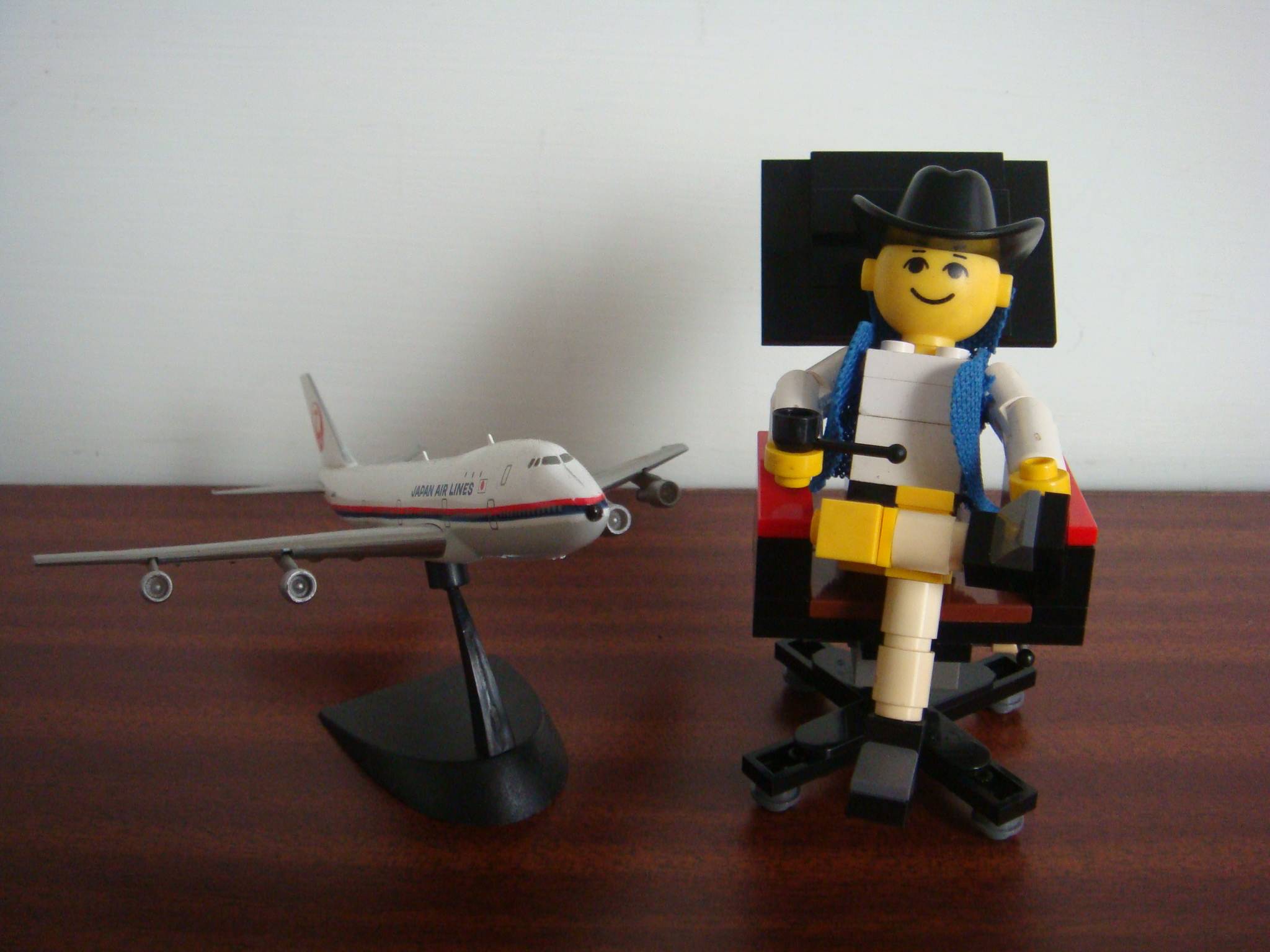 lego_cowboy_ucc-office_201509150003.jpg