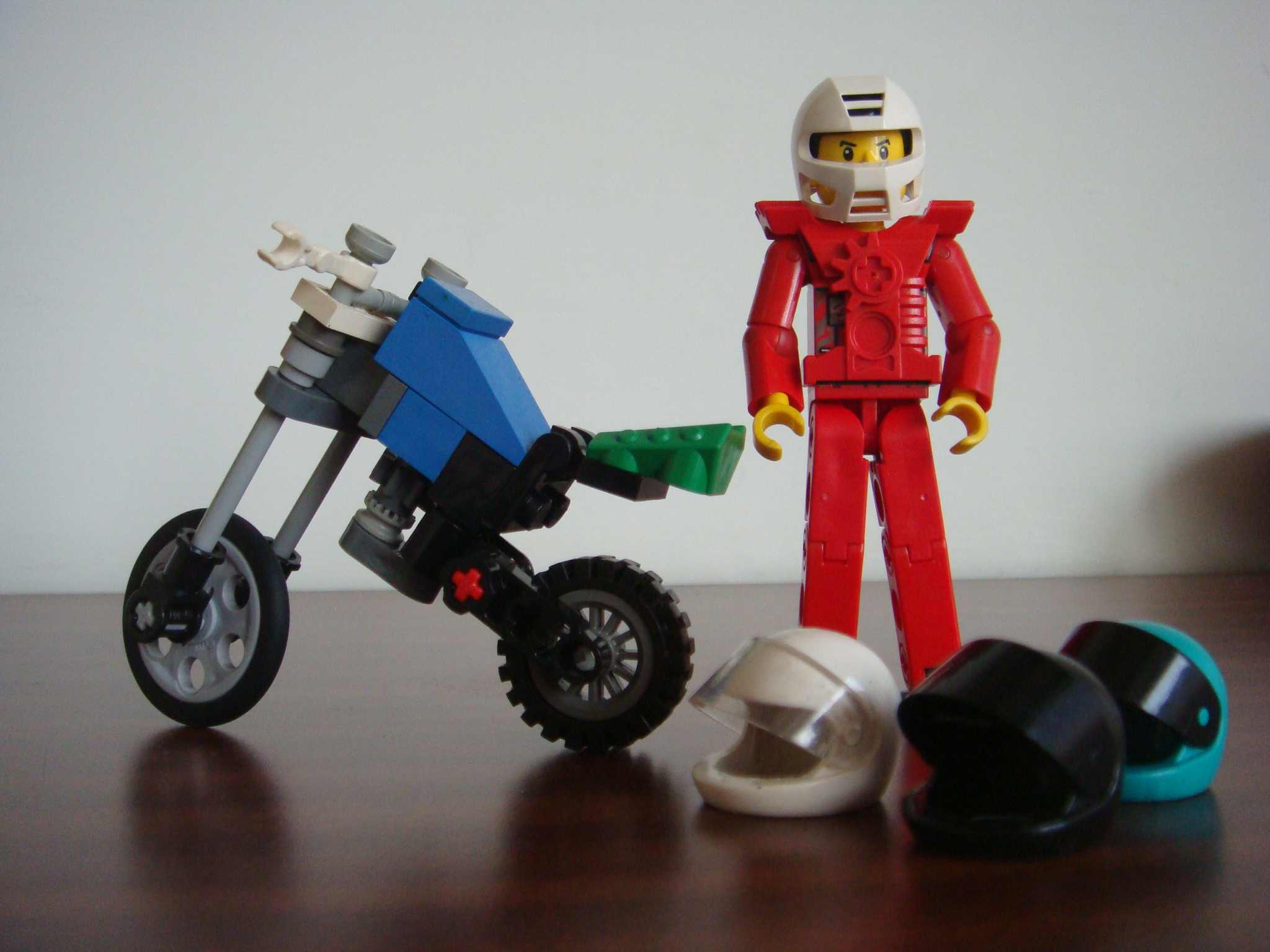 lego_ucc-office_20151001001.jpg