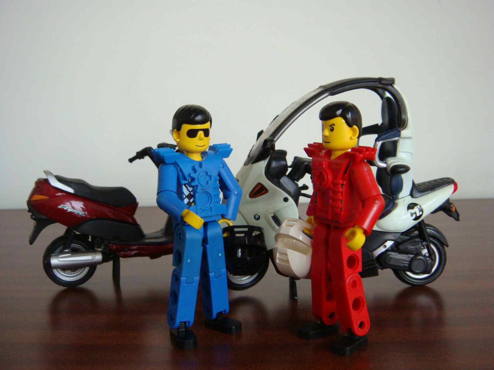 scooter_ucc-office_2015012400002.jpg