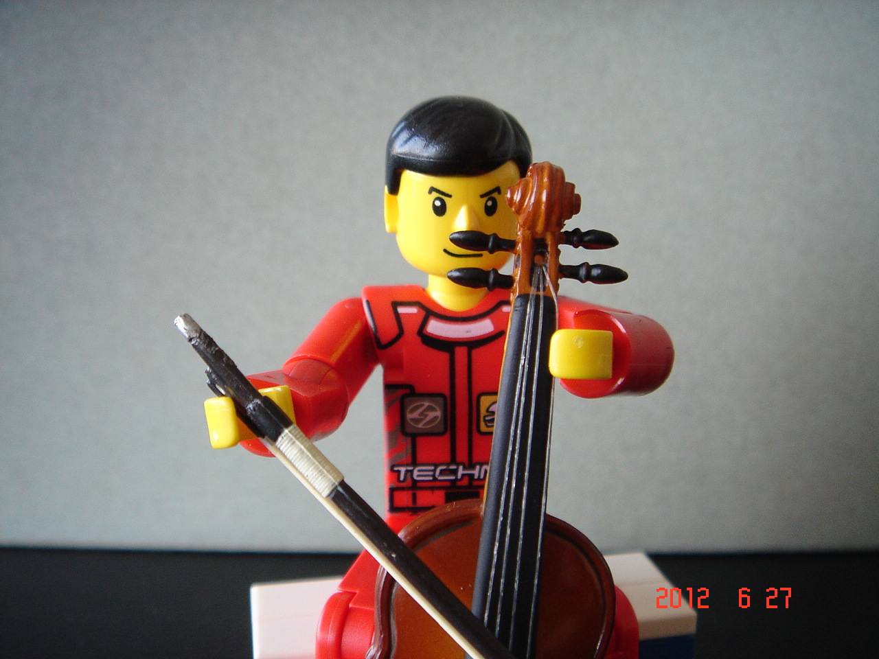 lego_mimifig_ucc-office_0627001.jpg