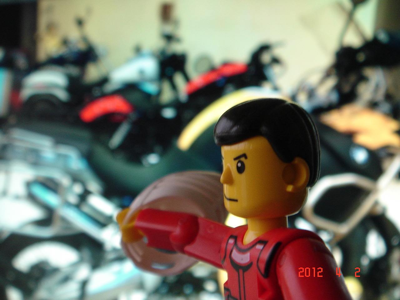 lego_minifig_ucc-office040202.jpg