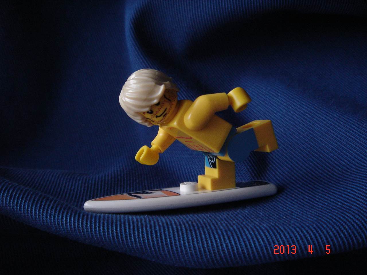 lego_minifig_ucc-office_0405002.jpg