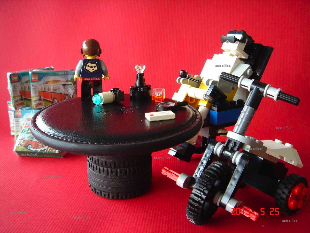 lego_moc_ucc-office_20130525009.jpg