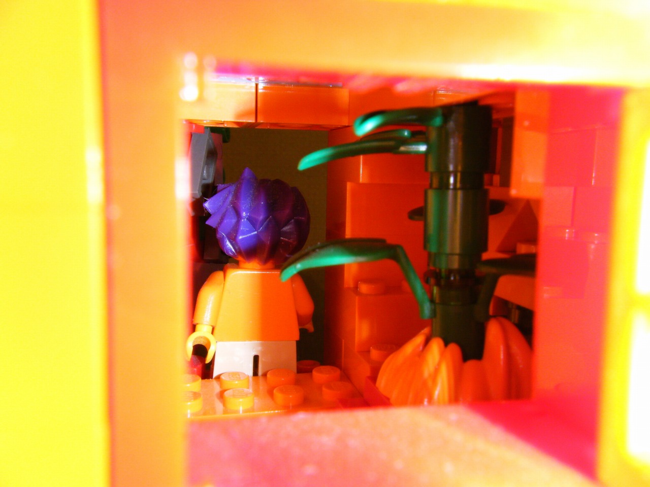 05-inthepumpkinroom2.jpg
