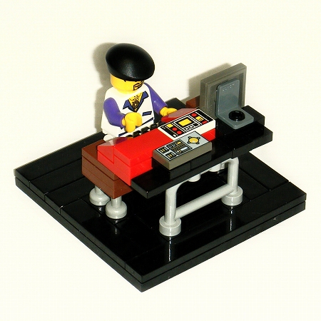 002-electric_keyboard_instrument.jpg
