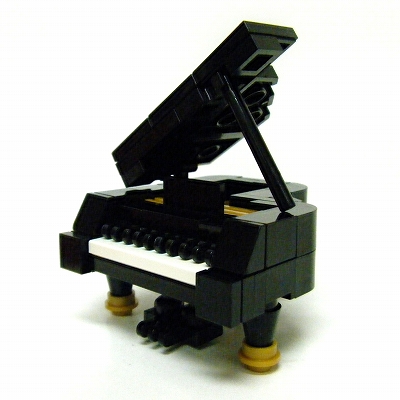 013grandpiano.jpg