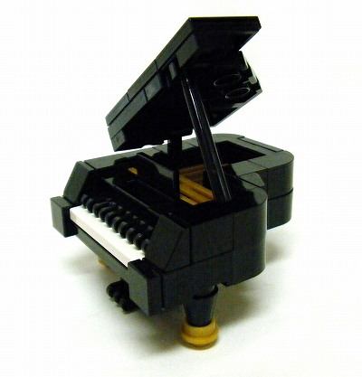 014grandpiano.jpg