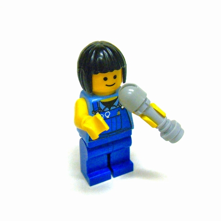03-hand-microphone.jpg