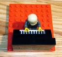 03uplightpiano.jpg