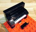 05uplightpiano.jpg