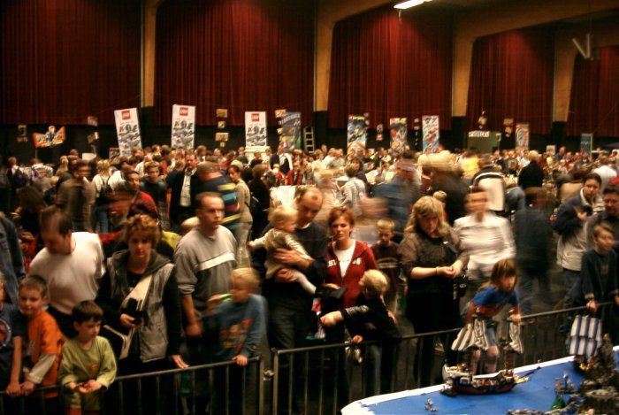 crowd.jpg