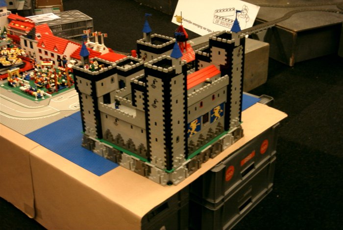 castle1.jpg