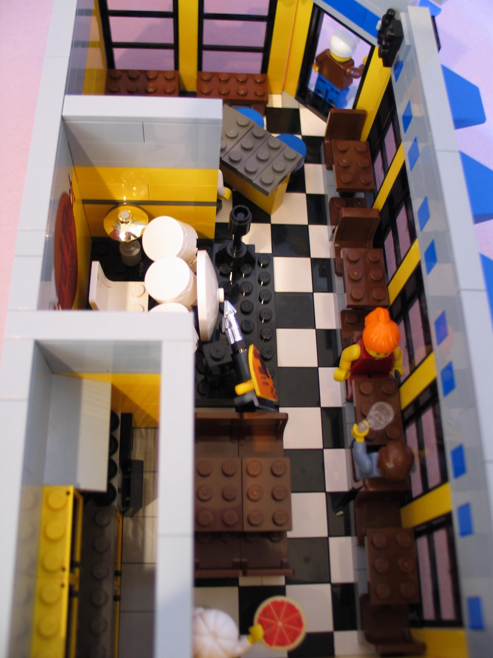 5kitchen.jpg