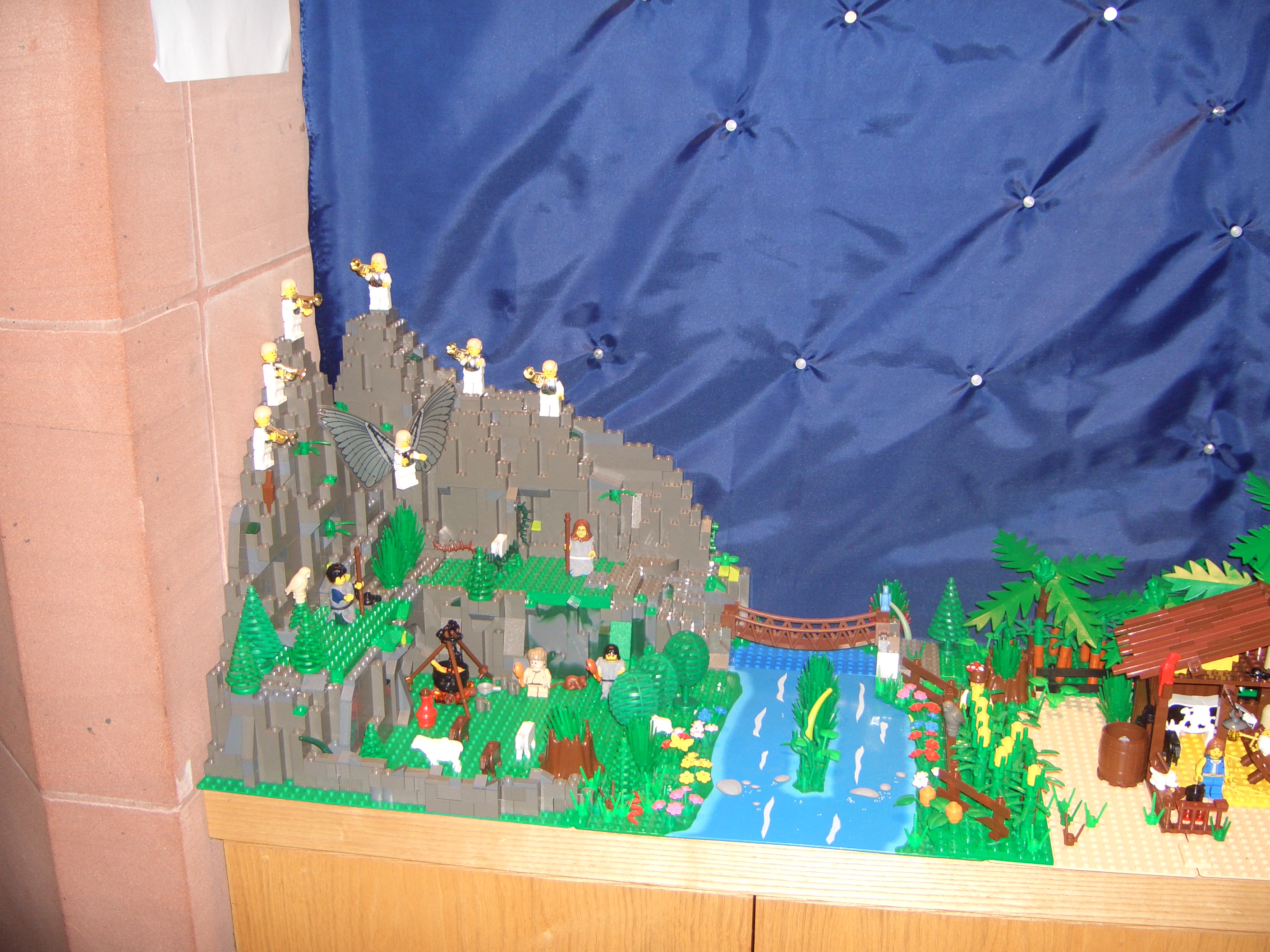 qp_nativity_2008_a_lhs.jpg