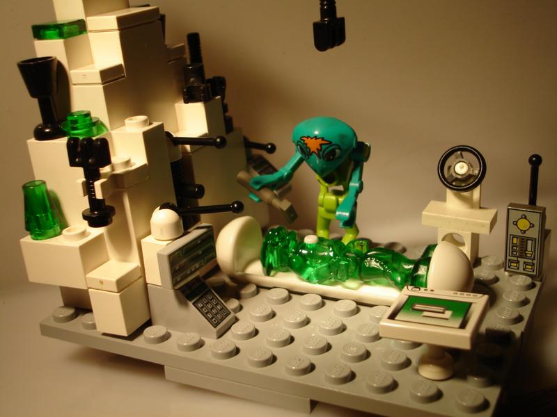 aliencloning_00.jpg