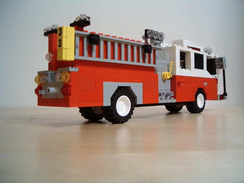 ladder1-engine26_016t.jpg