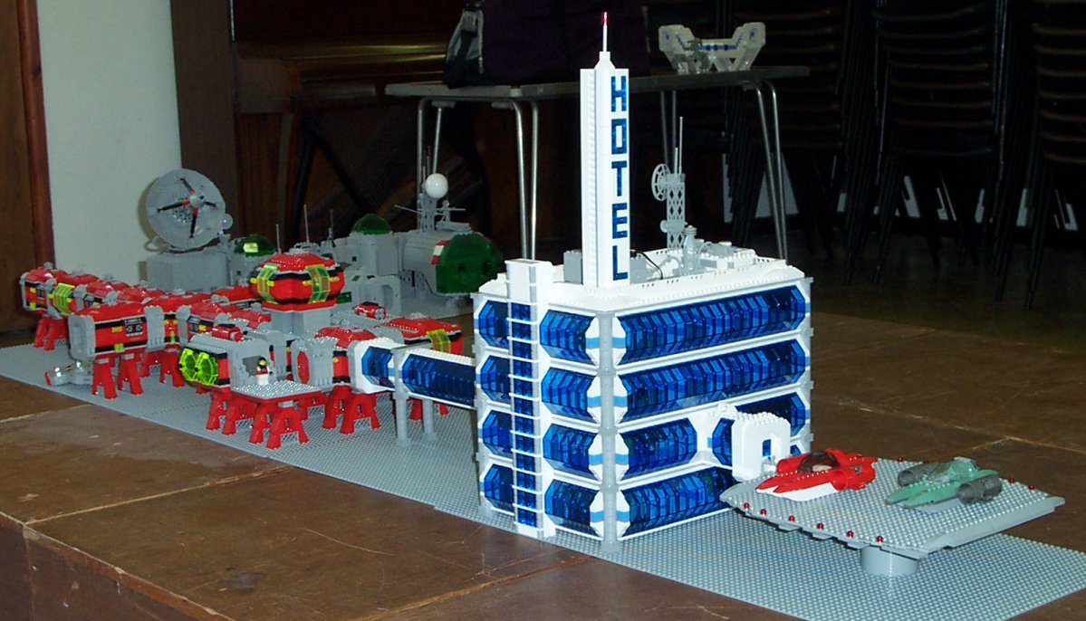 moonbase1.jpg