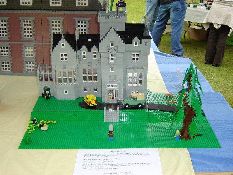 3_01_mansions.jpg