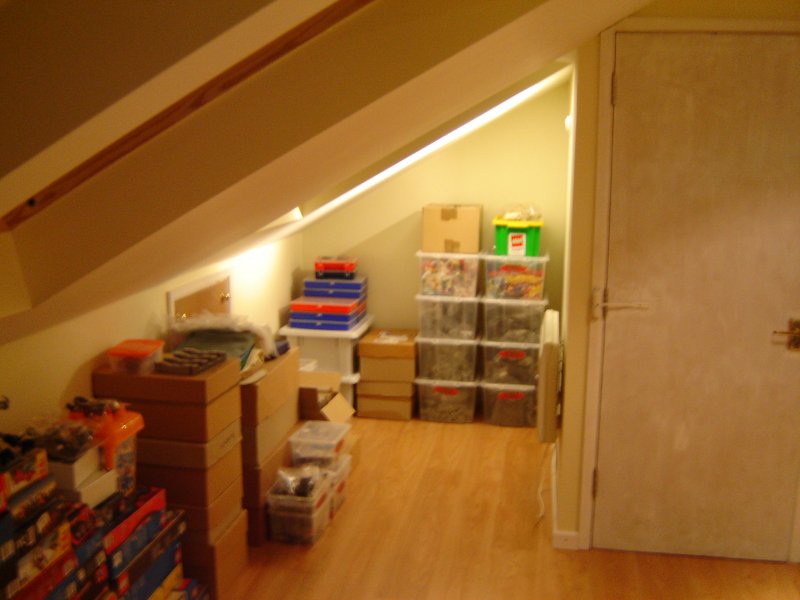legoroom2.jpg