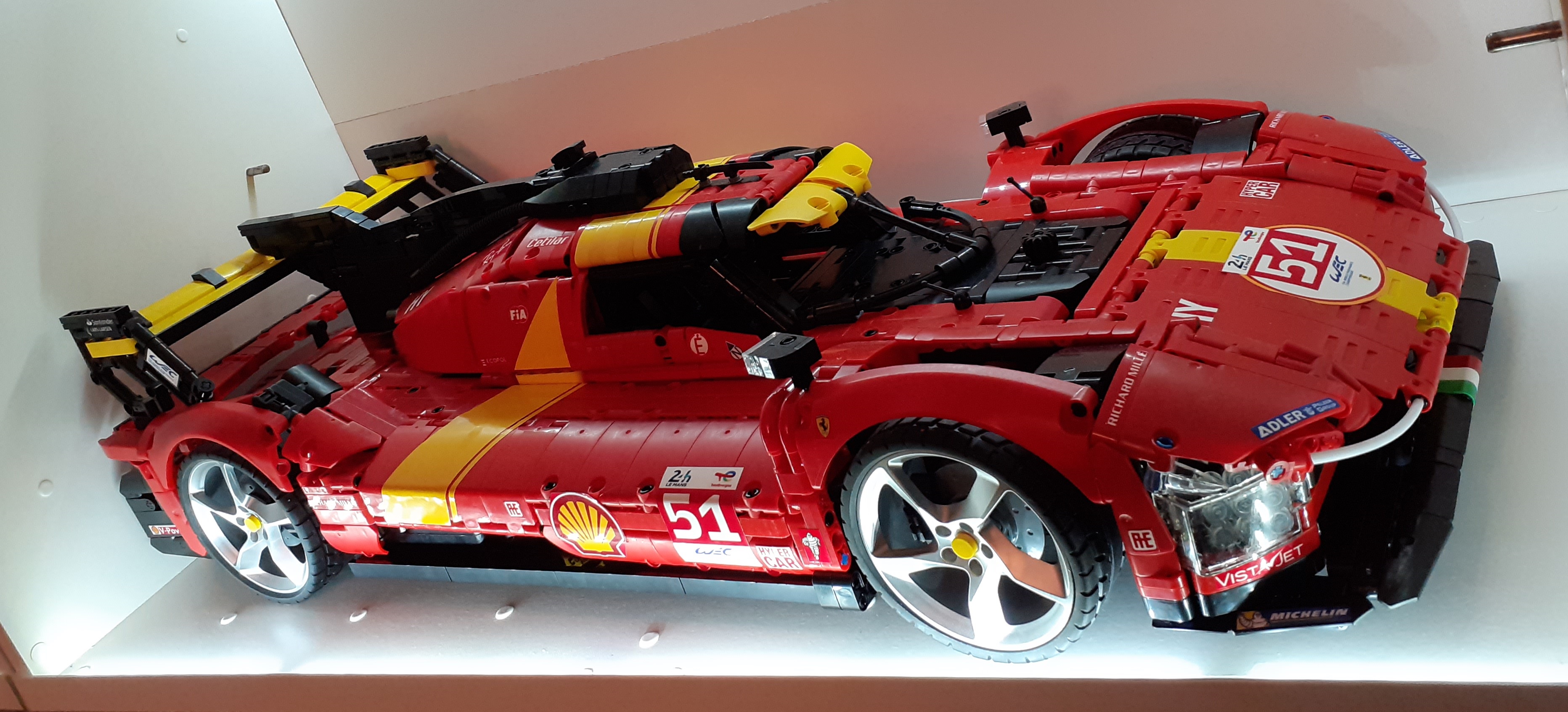 ferrari_499p_3.jpg