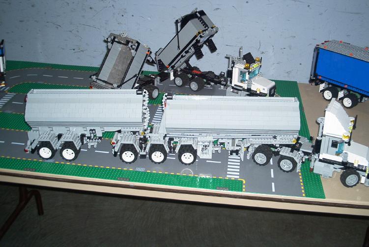 trucks01.jpg