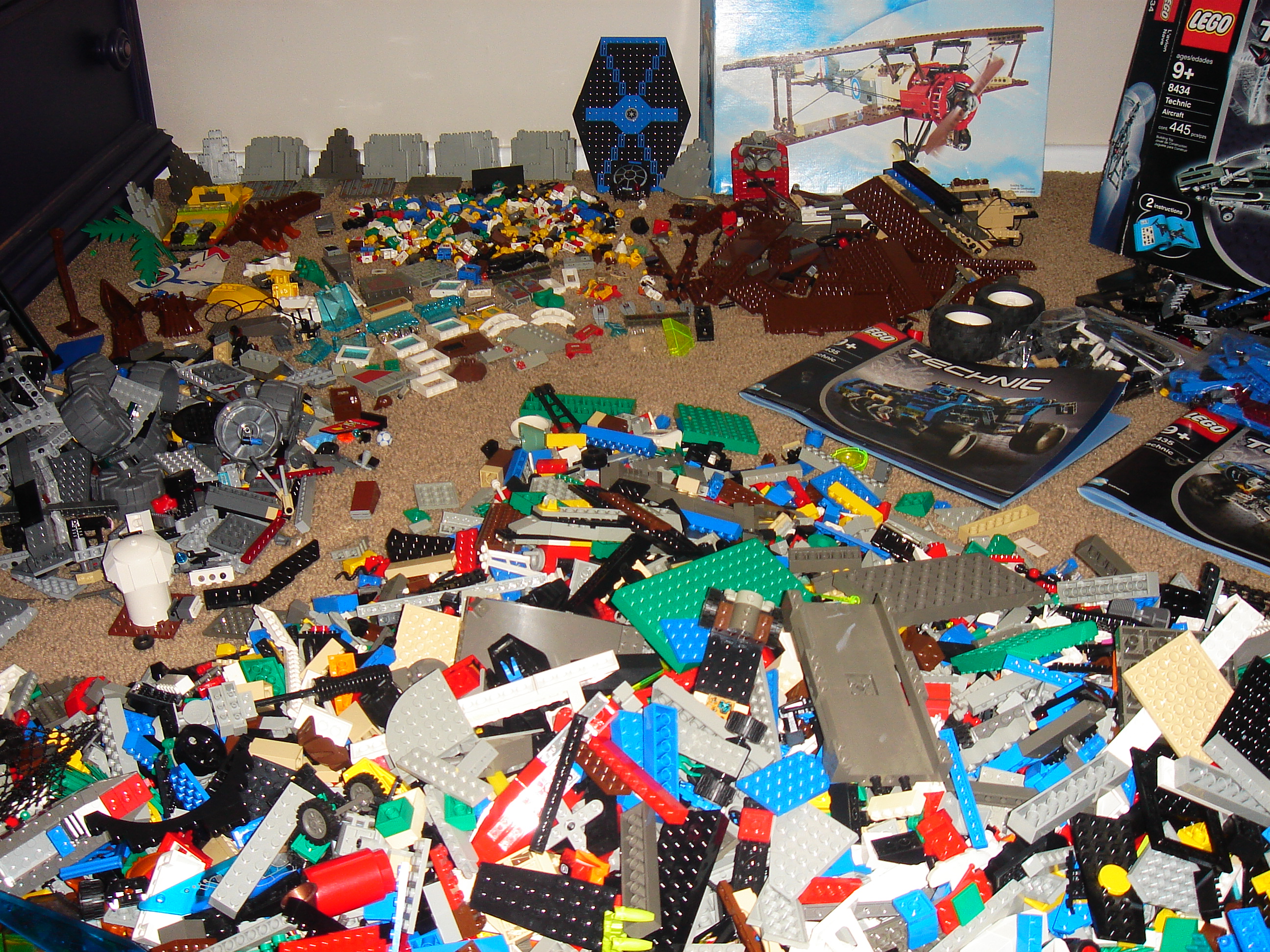 thanks_giving_08_and_legos_018.jpg
