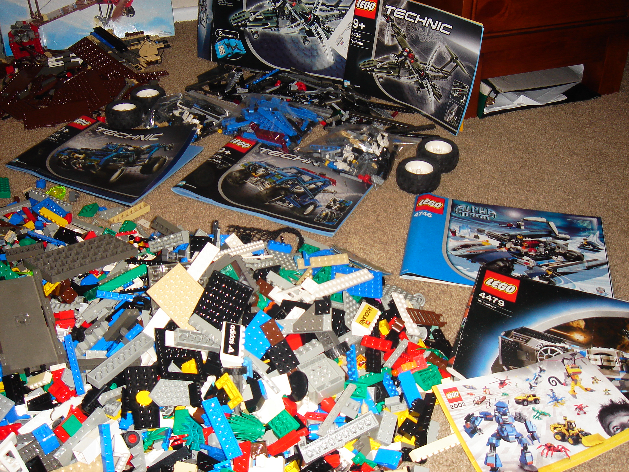 thanks_giving_08_and_legos_020.jpg