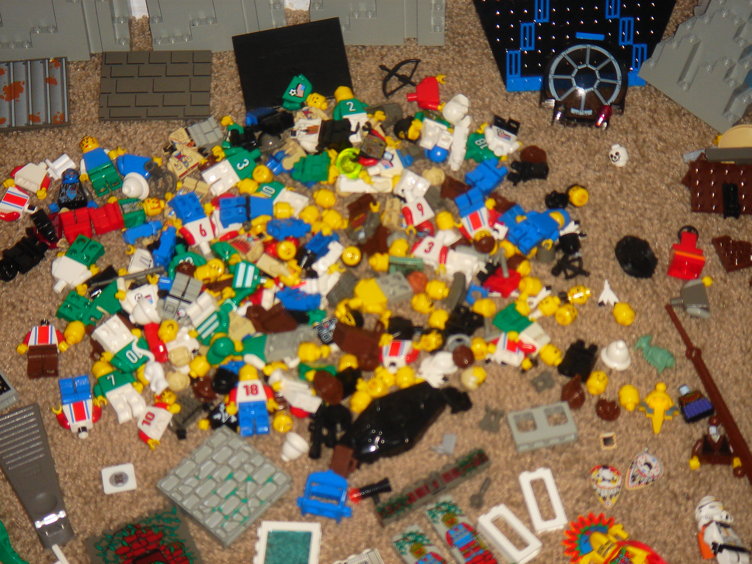 thanks_giving_08_and_legos_024.jpg